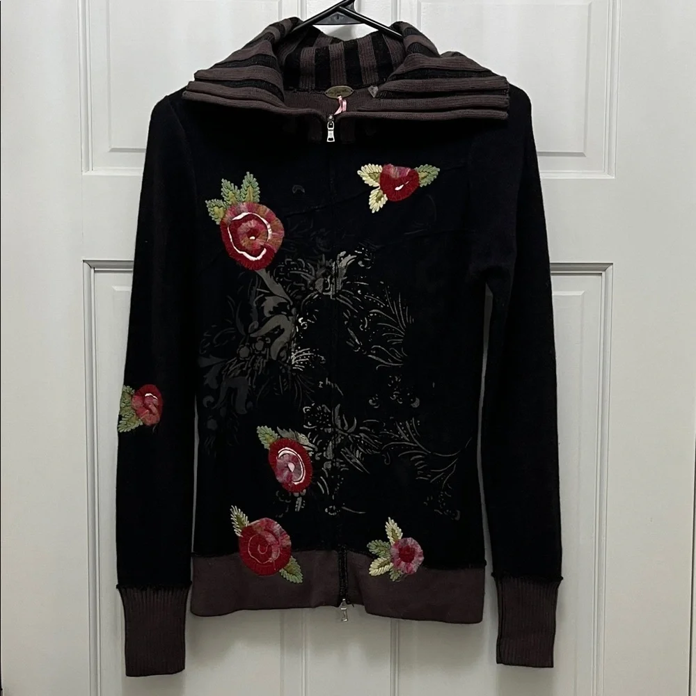 One Girl Who Black Floral Embroidered Full Front Zip Sweater - Size Small